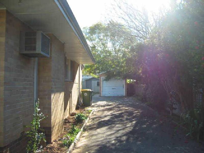 33 Fifth Road, Armadale WA 6112