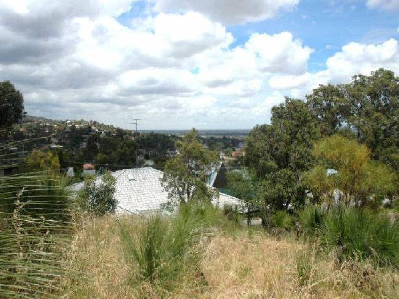 33 Angorra Road, Mount Nasura WA 6112