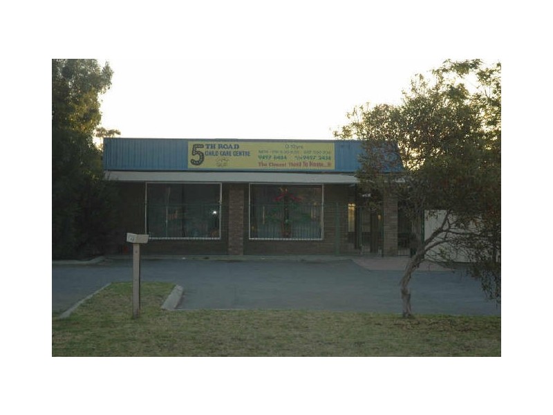 108 Fifth Road, Armadale WA 6112