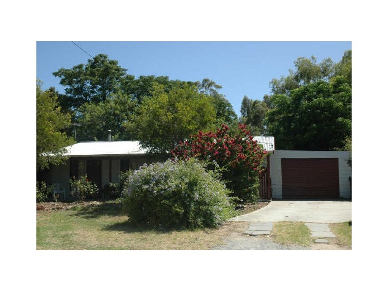 11 Ironcap Place, Armadale WA 6112