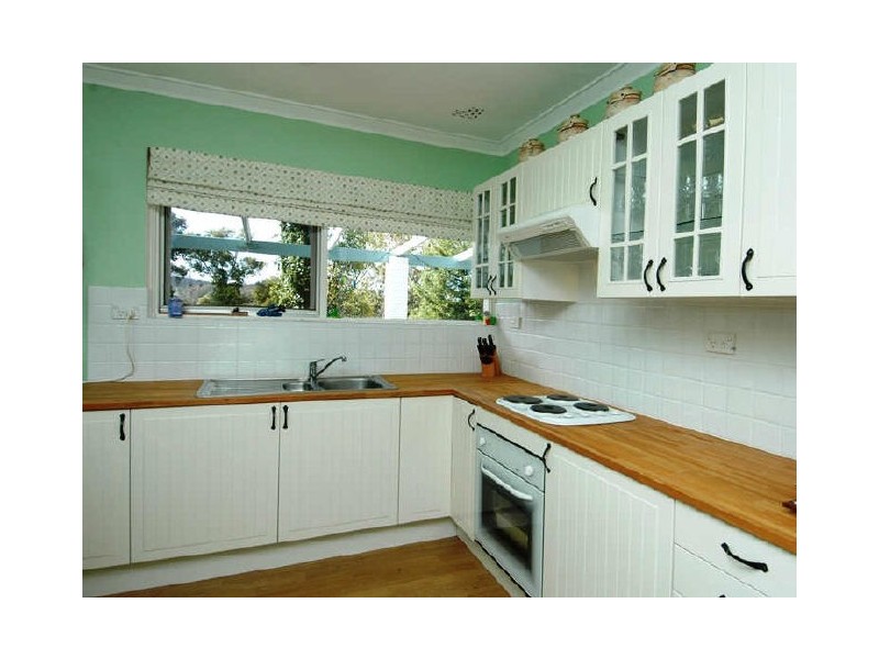 24 Trevor Court, Roleystone WA 6111