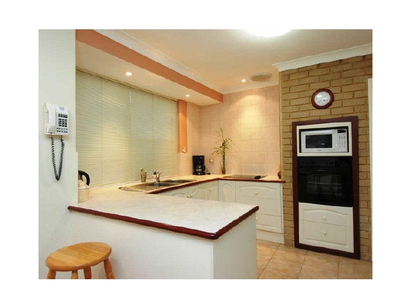 50 Ashley Drive, Kelmscott WA 6111