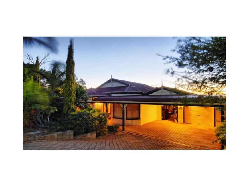 31 Opal Way, Mount Richon WA 6112
