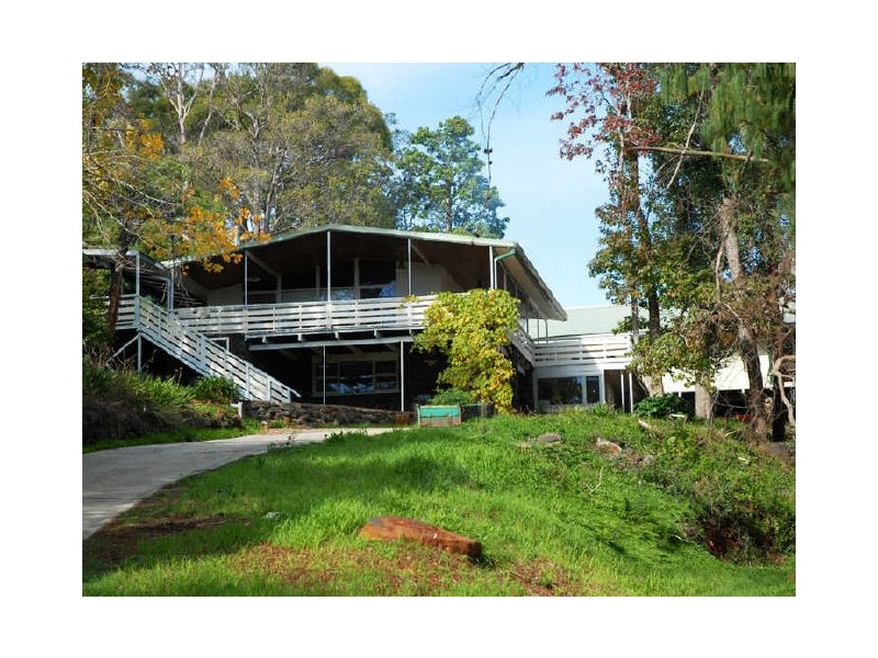 33 Armenti Road, Roleystone WA 6111