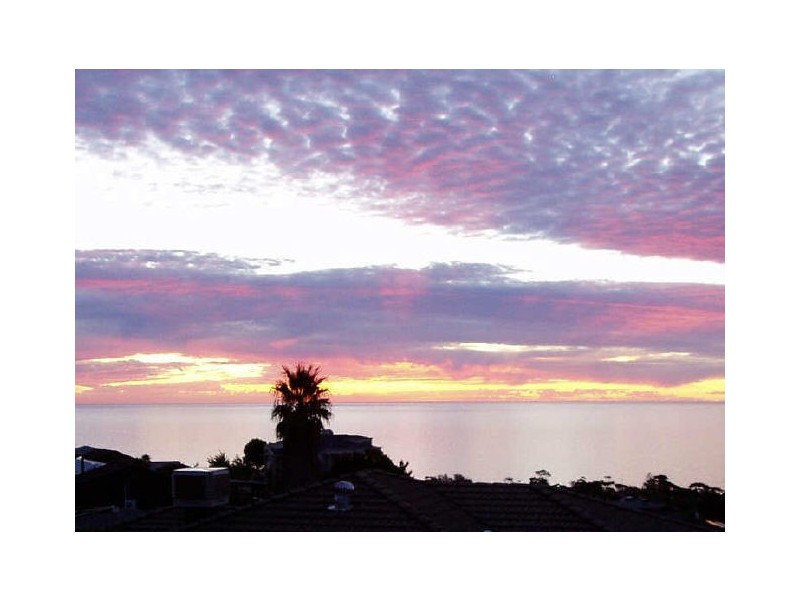 24 Neeangarra Crescent, Hallett Cove SA 5158