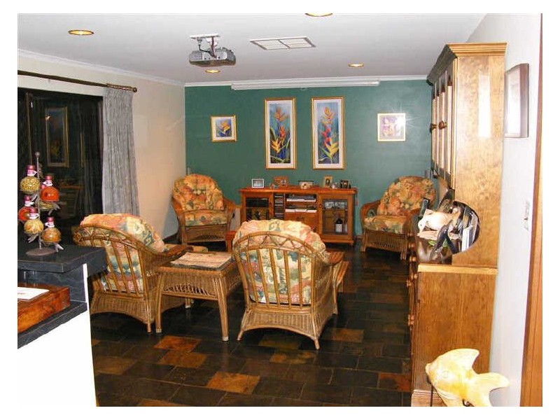 24 Osmanli Drive, Hallett Cove SA 5158