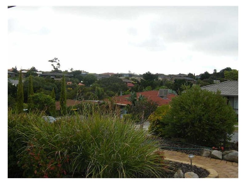 24 Osmanli Drive, Hallett Cove SA 5158