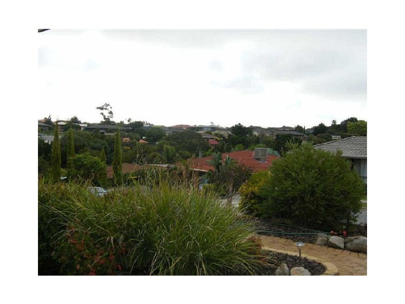 24 Osmanli Drive, Hallett Cove SA 5158