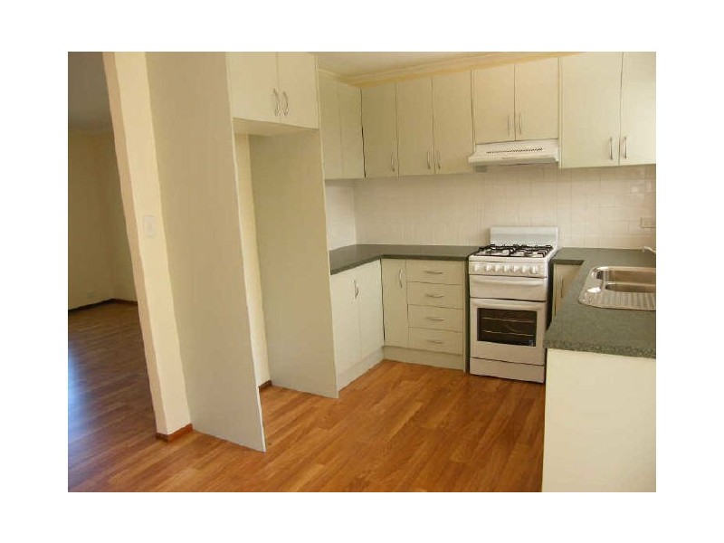 13 Chifley Crescent, Trott Park SA 5158