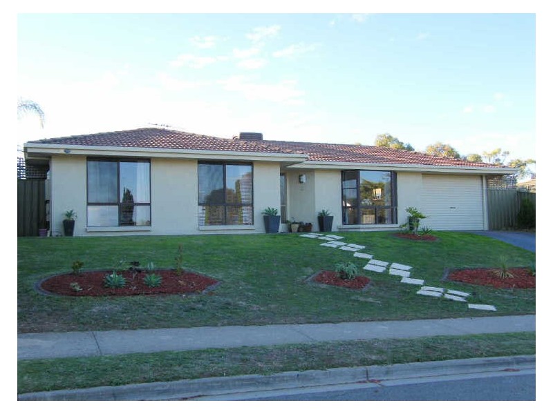 2 Madison Court, Hallett Cove SA 5158