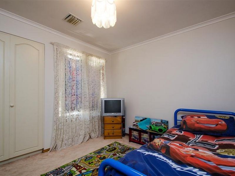 11 Quinvale Road, Hallett Cove SA 5158