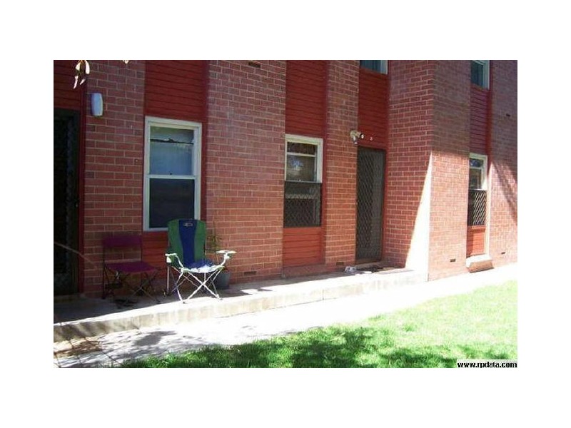 2/9 Cross Street, Hove SA 5048