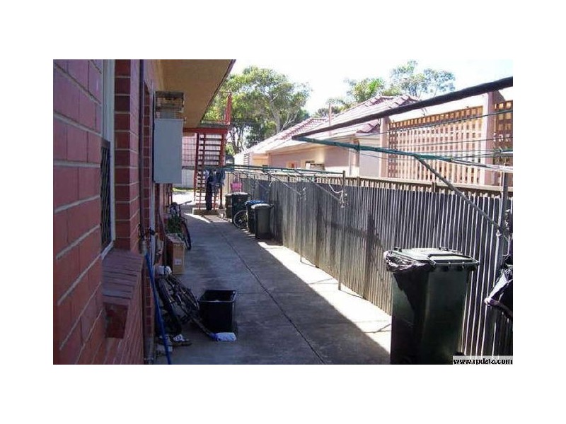 2/9 Cross Street, Hove SA 5048