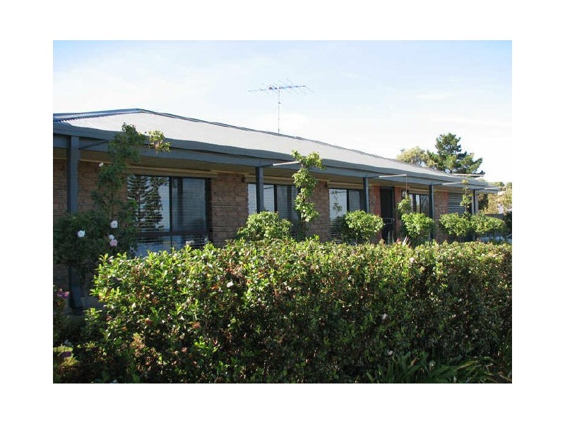 2 Nardoo Street, Hallett Cove SA 5158