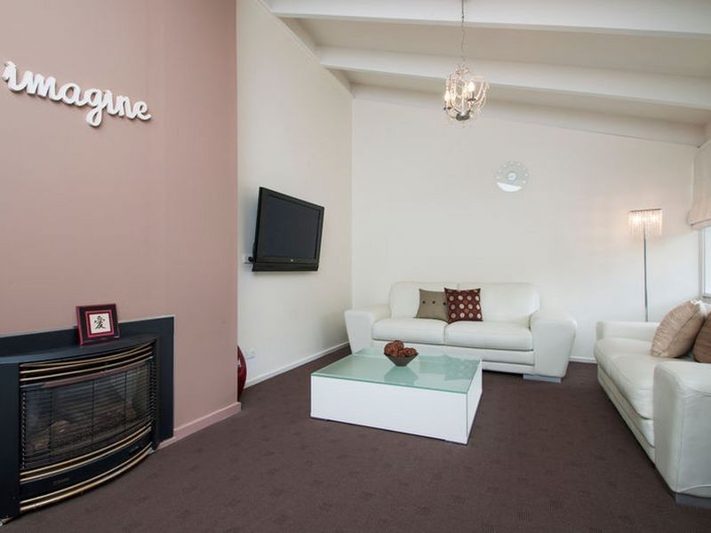 19 Madeline Crescent, Hallett Cove SA 5158