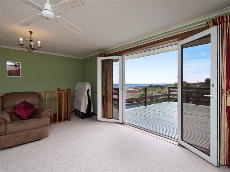 21 Grand Central Avenue, Hallett Cove SA 5158