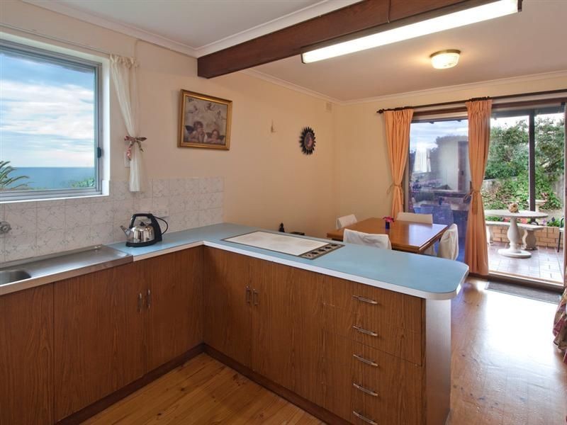 21 Grand Central Avenue, Hallett Cove SA 5158