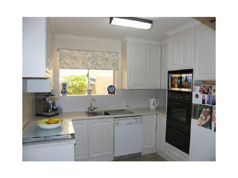 211 The Cove Road, Hallett Cove SA 5158