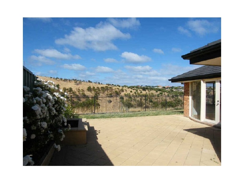 14 Elizabeth Crescent, Hallett Cove SA 5158