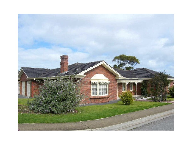 18 Glenway Road, Hallett Cove SA 5158