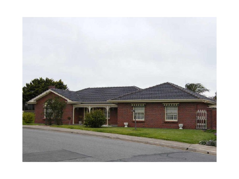 18 Glenway Road, Hallett Cove SA 5158