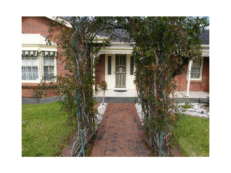 18 Glenway Road, Hallett Cove SA 5158