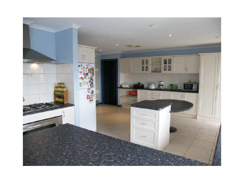 3 Ingomar Court, Hallett Cove SA 5158