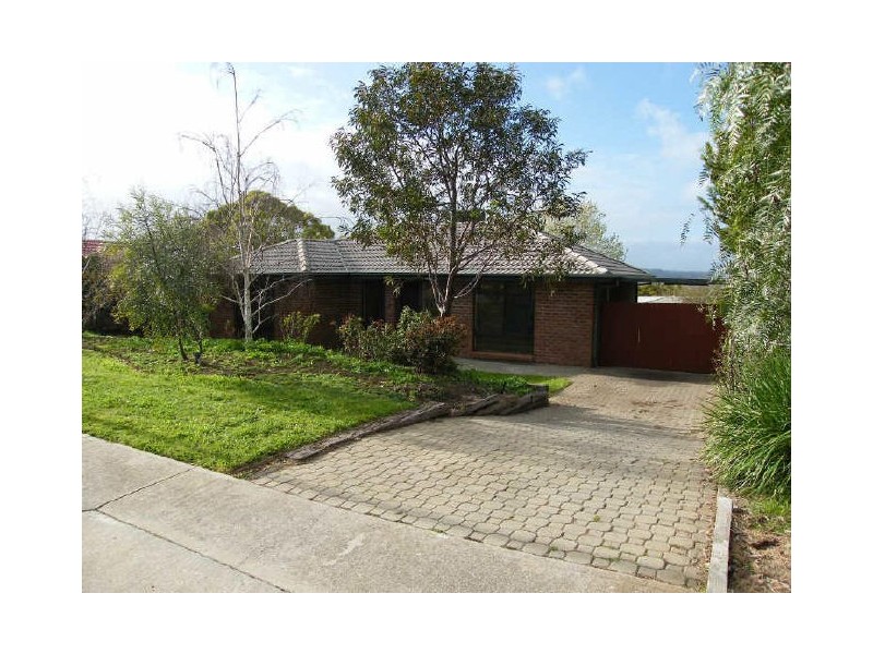 8 Dargi Court, Trott Park SA 5158