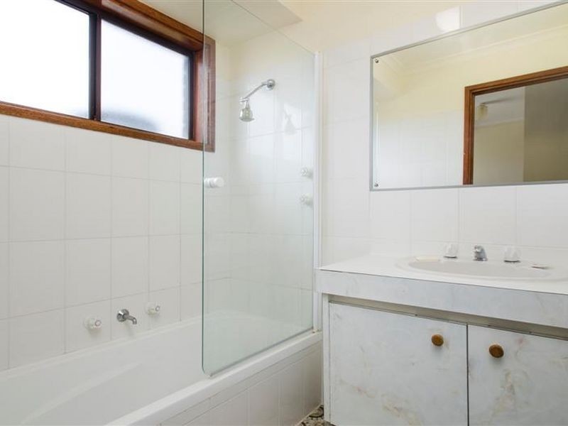 7 Tornado Avenue, Hallett Cove SA 5158
