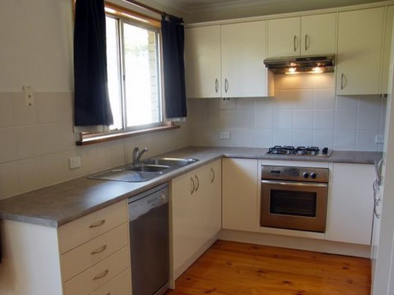 28 Hessing Crescent, Trott Park SA 5158