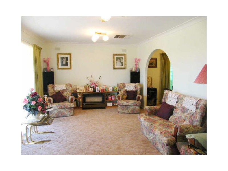 20 Columbia Crescent, Hallett Cove SA 5158
