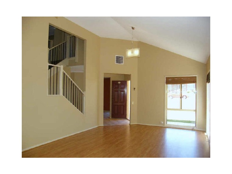 24 Ingleton Drive, Hallett Cove SA 5158