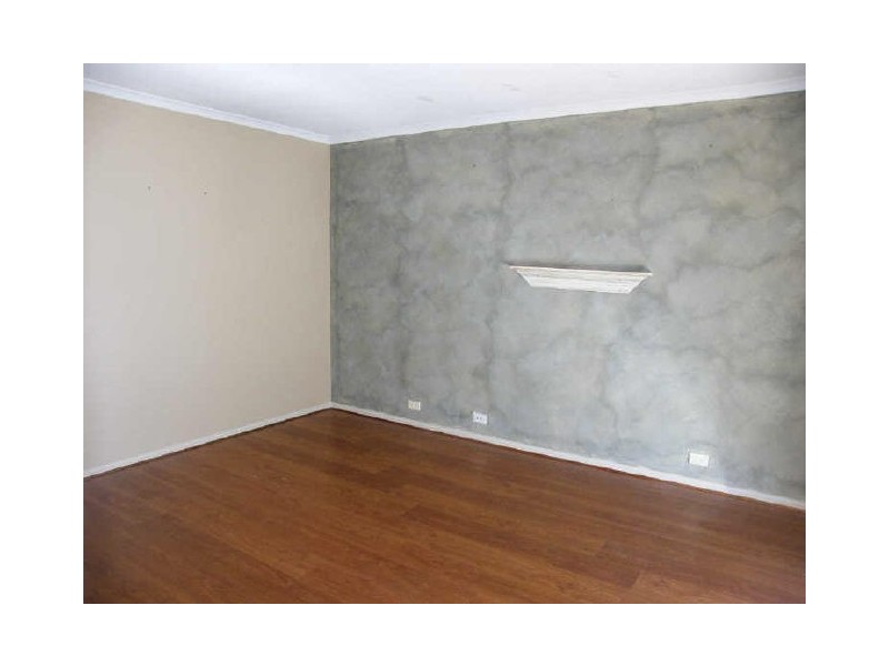 24 Ingleton Drive, Hallett Cove SA 5158