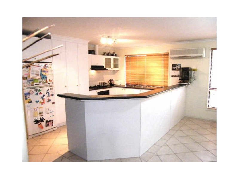 10 Rothschild Street, Woodcroft SA 5162