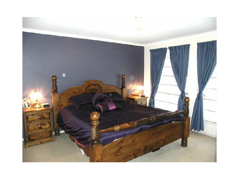 10 Rothschild Street, Woodcroft SA 5162