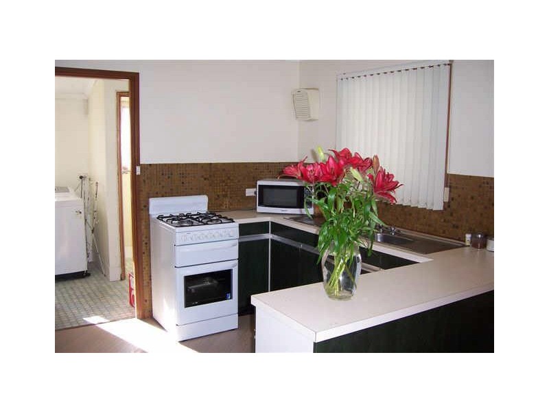 15 Fairview Grove, Hackham West SA 5163