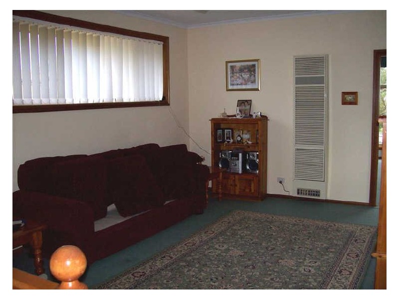 6 Rudge Close, Happy Valley SA 5159
