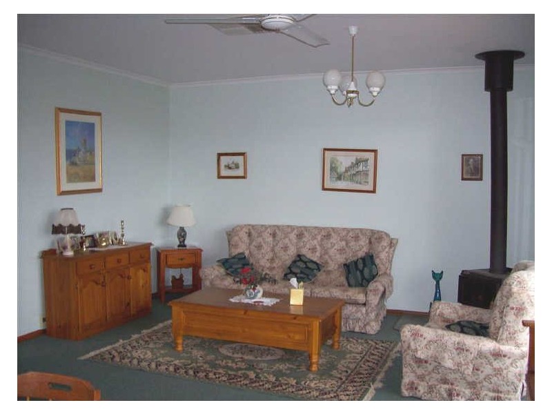 6 Rudge Close, Happy Valley SA 5159