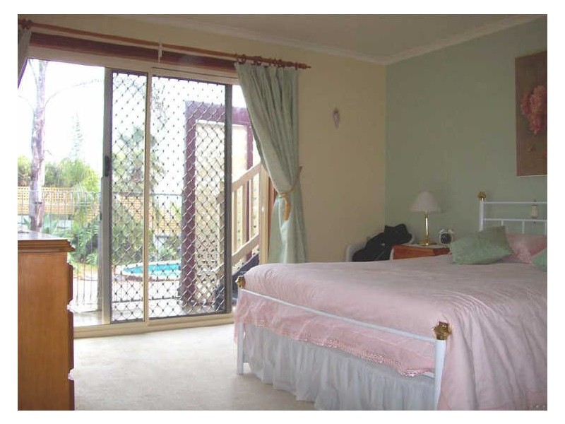 6 Rudge Close, Happy Valley SA 5159