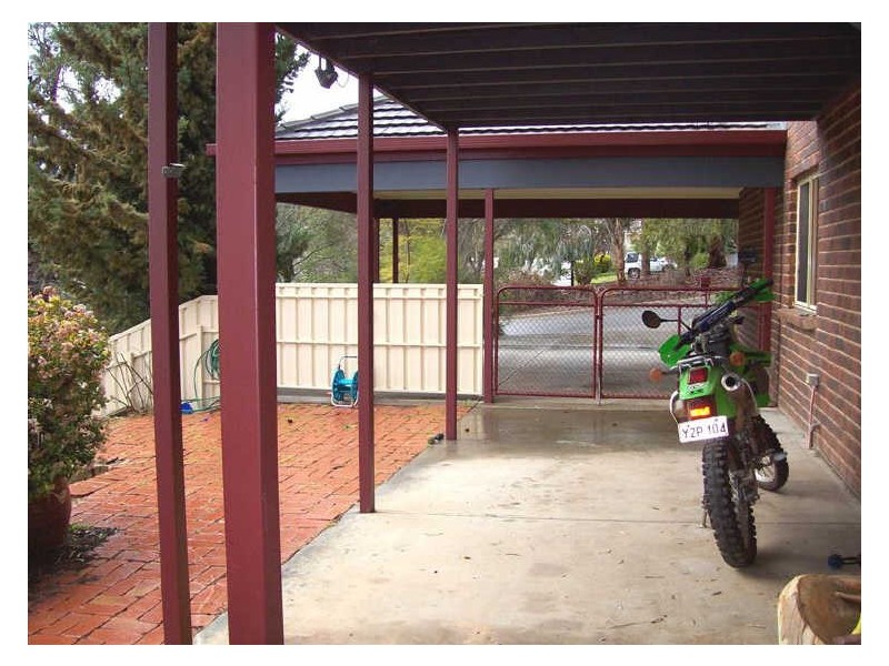 6 Rudge Close, Happy Valley SA 5159
