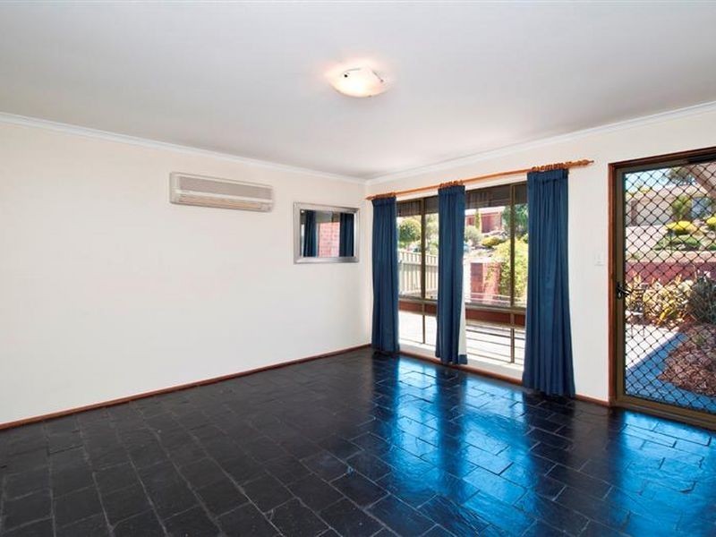 1/24 Quinvale Road, Hallett Cove SA 5158