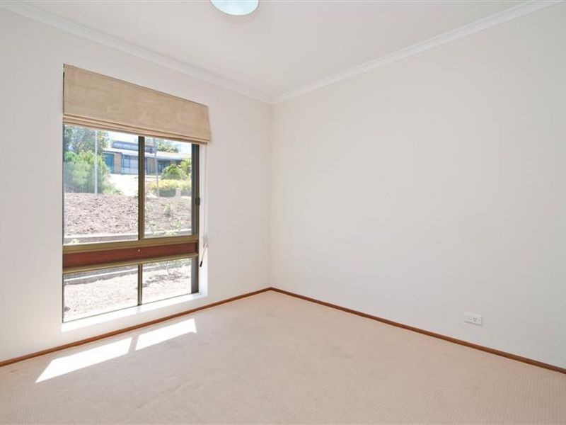 1/24 Quinvale Road, Hallett Cove SA 5158