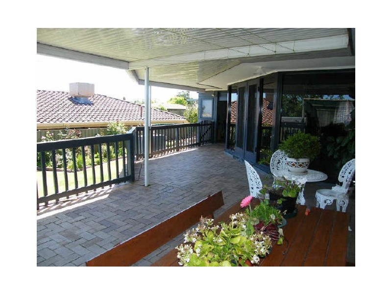 23 Slade Crescent, Hallett Cove SA 5158