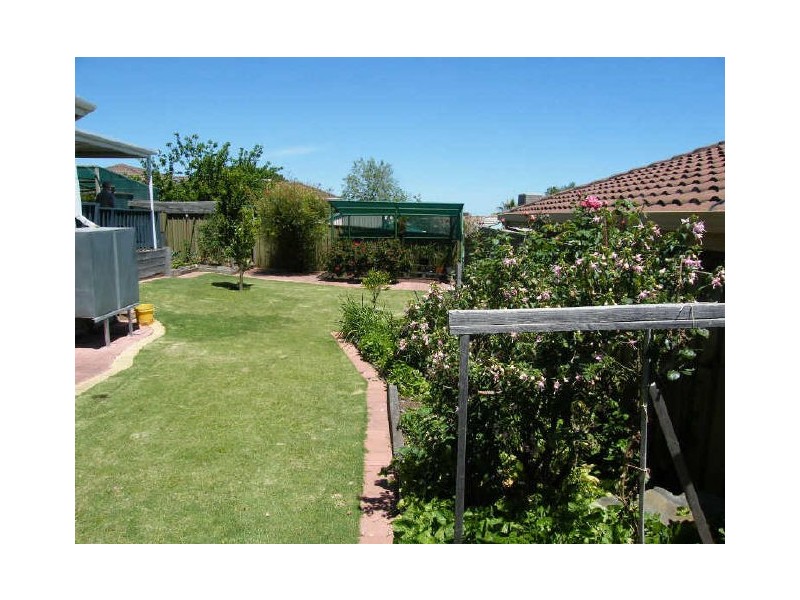 23 Slade Crescent, Hallett Cove SA 5158