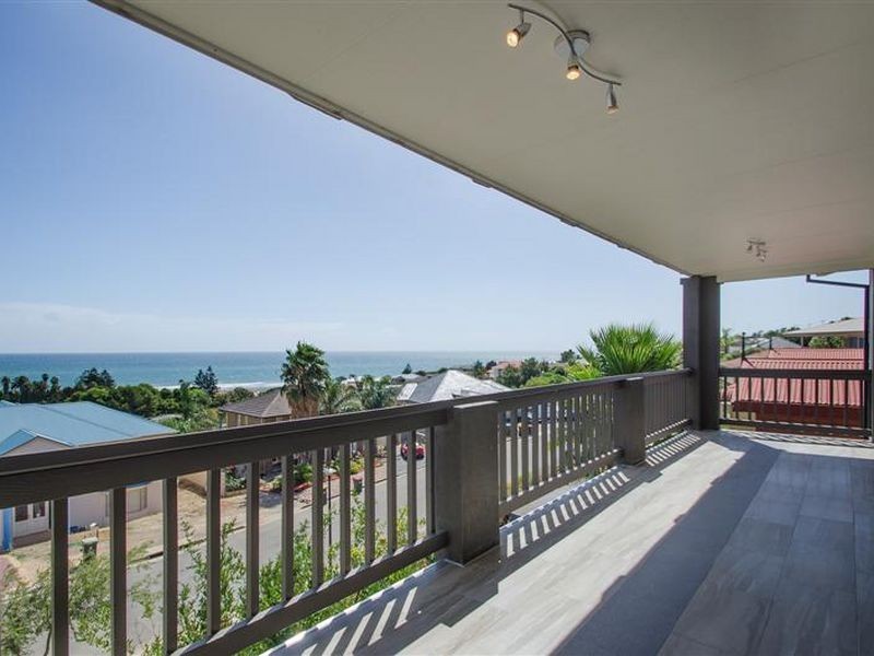 8 Gannet Court, Hallett Cove SA 5158
