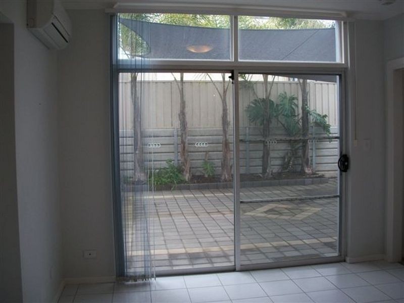 13B River Parade, Hallett Cove SA 5158