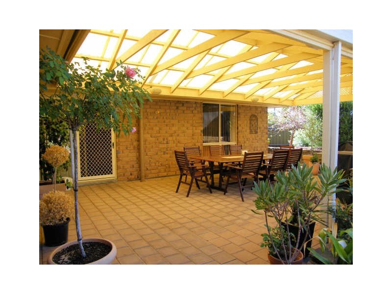 9 Genoa Court, Hallett Cove SA 5158