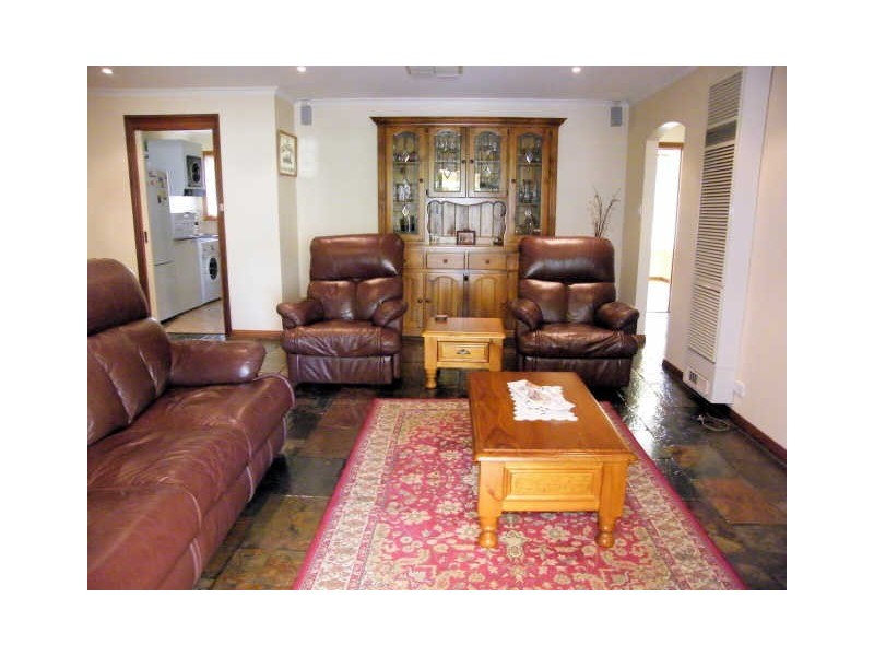 9 Genoa Court, Hallett Cove SA 5158