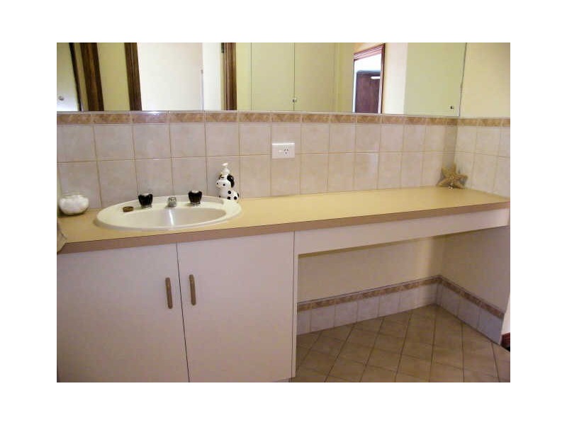 9 Genoa Court, Hallett Cove SA 5158