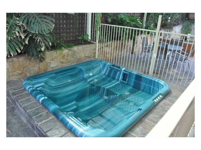 37 Tripoli Road, Happy Valley SA 5159